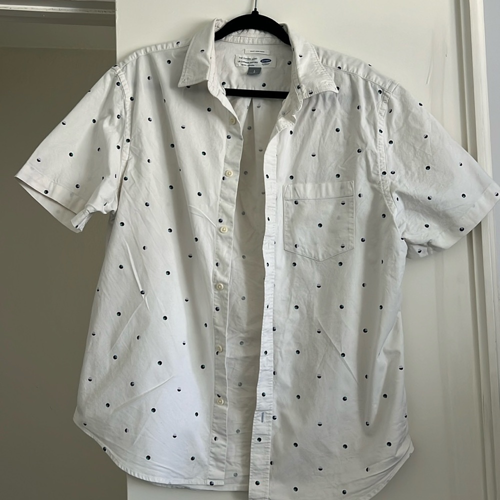Old Navy Men’s Button Down Shirt